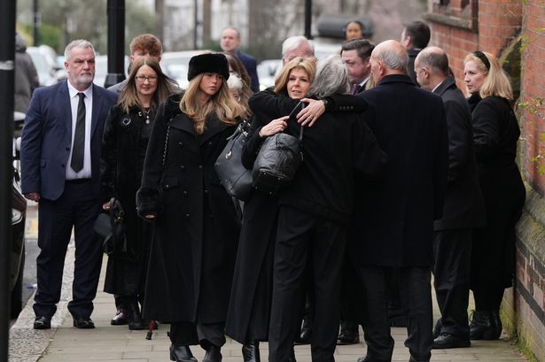 Inside the funeral of Derek Draper from Elton John song to Kate Garraway’s heartbreaking gesture