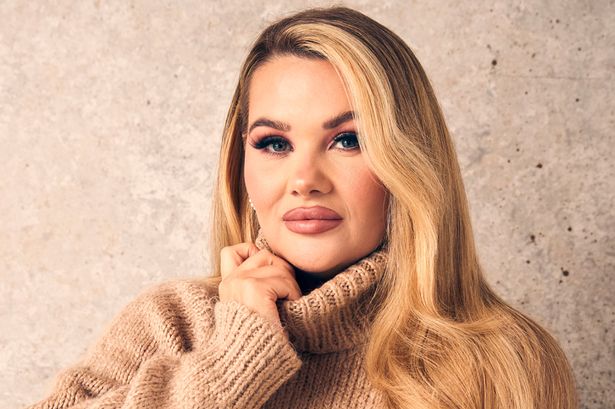 Love Island’s Shaughna Phillips ‘torn’ as pal Georgia Steel brings her into Callum row