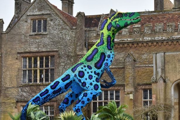 Imaginations will run wild as dinosaurs take over town centre this Easter