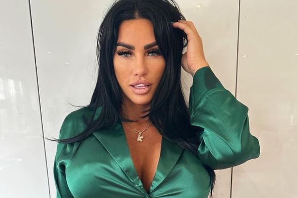 Katie Price flaunts huge new lips amid ‘romance’ with MAFS star