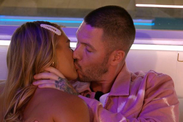 ITV Love Island fans confused over Adam Maxted’s reaction to kiss with Arabella Chi