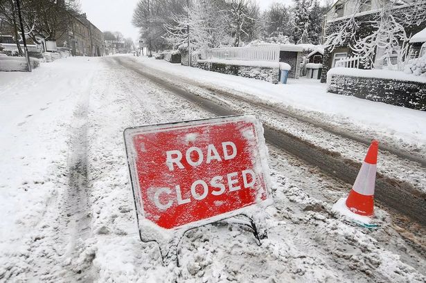 Met Office maps show exact times and where snow will fall in Lancashire today