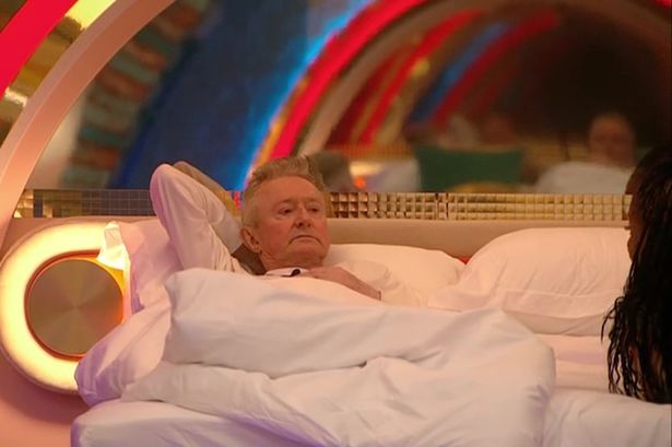 ITV Celebrity Big Brother fans point out Louis Walsh’s bad habit during bedroom scene