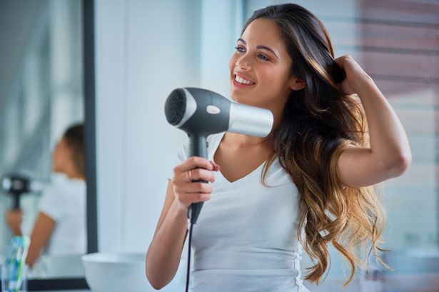 Remington hairdryer that reads your hair’s temperature to reduce damage is slashed to half price