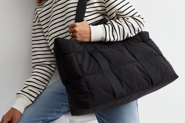 New Look has just dropped the perfect £28 alternative to Sweaty Betty’s popular ‘fits all’ duffle gym bag