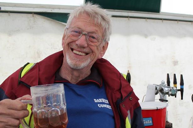 Last orders for beloved real ale legend who was a regular in ‘every pub in Darwen’