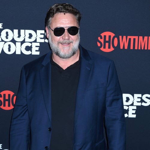 Russell Crowe teases upcoming summer tour