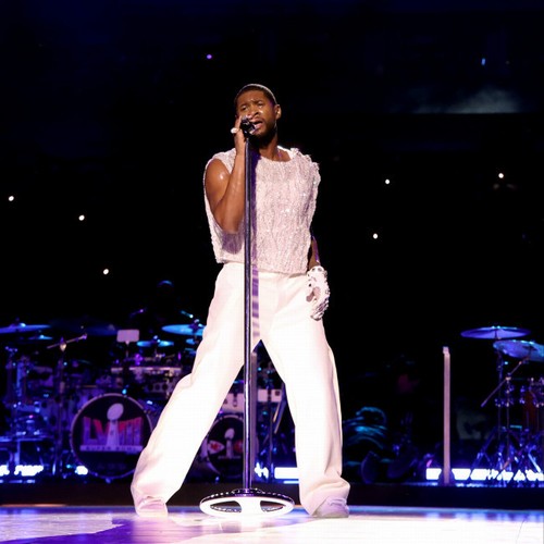 Usher extends tour again adding 10th night at London’s The O2 arena