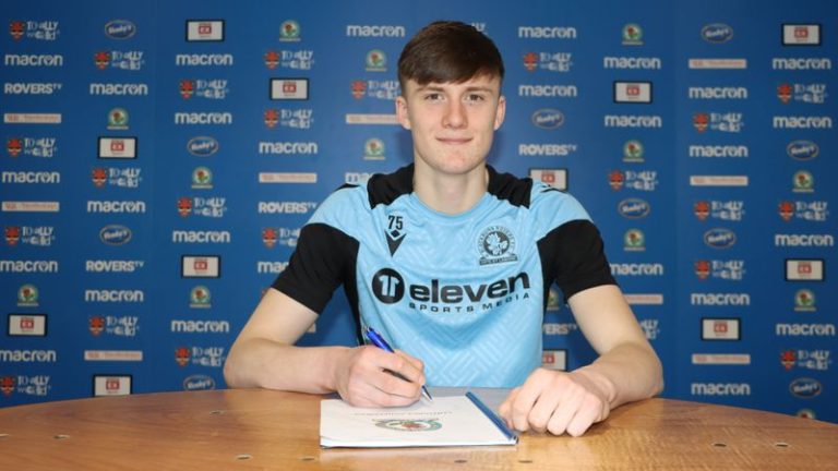 Blackburn Rovers: Michalski signs first professional deal