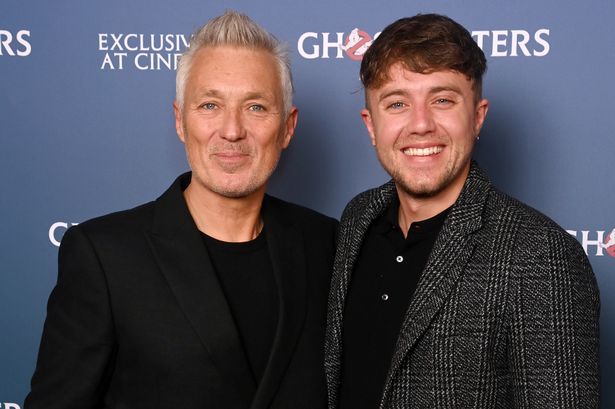 Martin Kemp breaks down in tears as son Roman signs off final Capital show