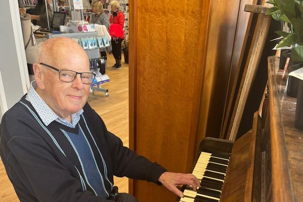 Tributes pour in for Darwen’s very own Santa Claus and ‘beloved’ toy shop owner