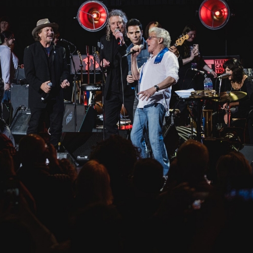 Roger Daltrey closes Teenage Cancer Trust series with Robert Plant, Kelly Jones, Eddie Vedder, Paul Weller