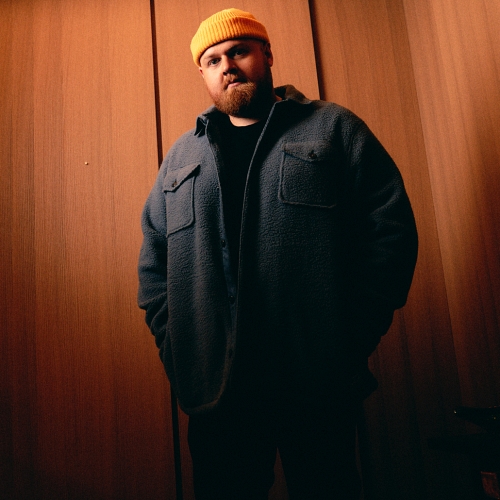 Tom Walker partners with CALM for powerful new single ‘Lifeline’