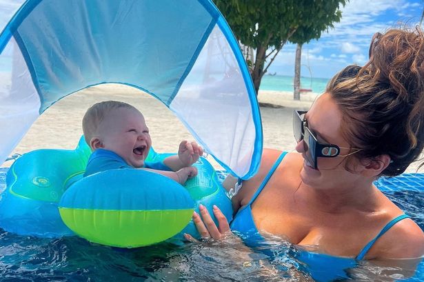 Charlotte Dawson praised for candid bikini snap as she breastfeeds son Jude