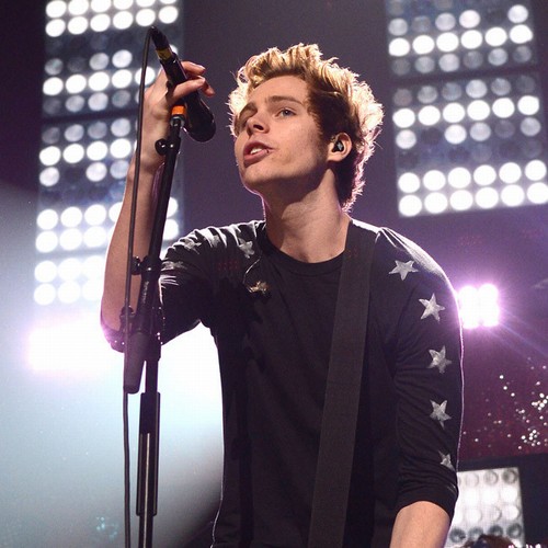 Luke Hemmings hopes new EP will prepare him for fatherhood!