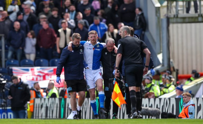 Blackburn Rovers defender suffers major injury blow