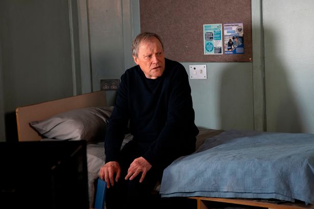 Coronation Street fans predict icon ‘will return’ after a decade to save Roy amid arrest storyline