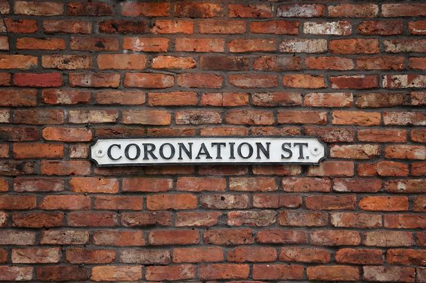 Coronation Street unveils brand new change to iconic set with replacement of cobbles landmark