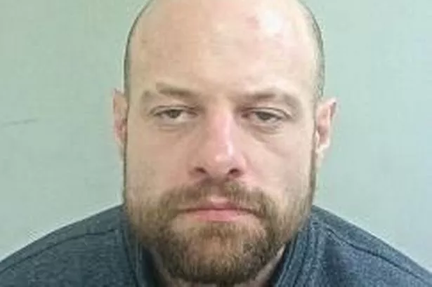 Police issue 999 warning over man, 36, wanted on recall to prison