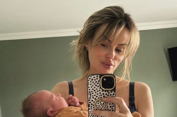 Glamour model Rhian Sugden shows off stunning body one week after giving birth