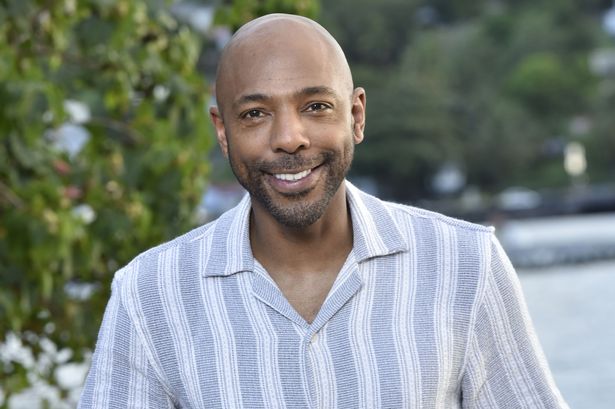 Death in Paradise’s new detective Don Gilet seen for the first time as he’s mobbed by fans filming in Guadeloupe