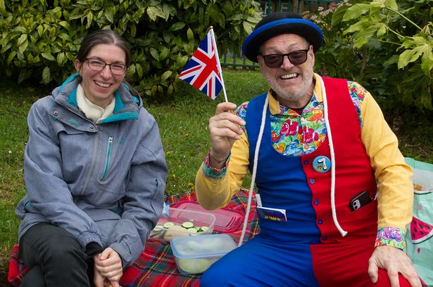 More than 300 people enjoy relaxing VE Day picnic in Haslingden memorial gardens