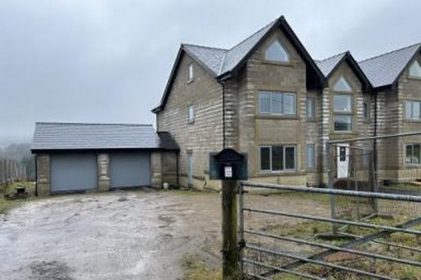 Bid to halt garage Edgworth extension overruled at detached moorland village home