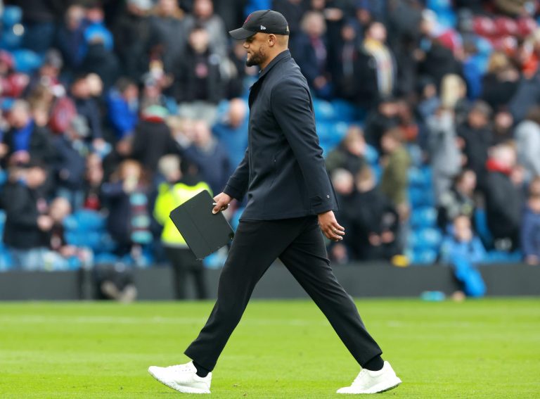 Kompany still a happy manager despite tough Burnley season