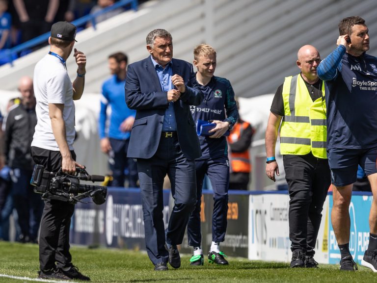 Ex-Blackburn boss Mowbray steps down after health concerns