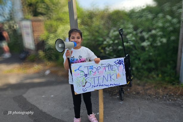 Calls to strip ‘living hell’ Fleetwood stink landfill of permit as Environment Agency ‘blocks report’