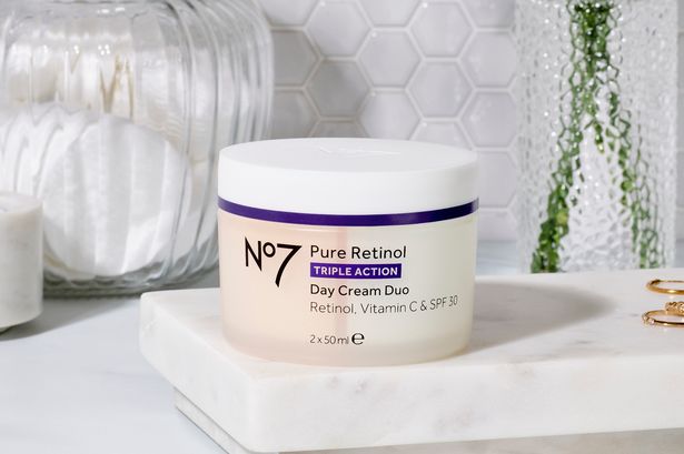 No7 cream that combines derms’ top 3 skincare ingredients reduced from £40 to £10 today