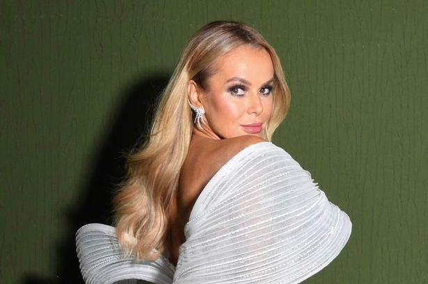 Amanda Holden wears these £6 false lashes for Britain’s Got Talent live shows