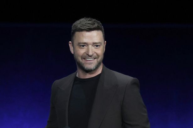 Justin Timberlake dramatically stops show saying ‘we need some assistance right here’