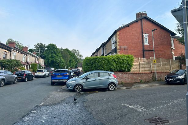 It grinds my gears when motorists park like this – especially when there’s no need