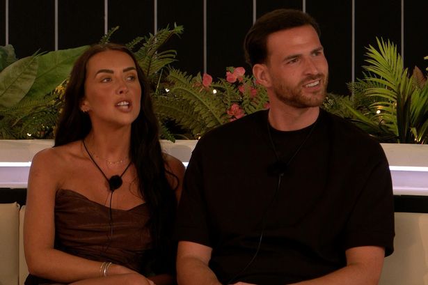 Love Island fans can’t wait for Ronnie’s antics to be ‘exposed’ by return of major show twist