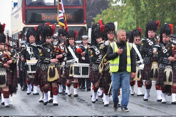 5,000 people brave rain to line streets for bumper Oswaldtwistle Carnival