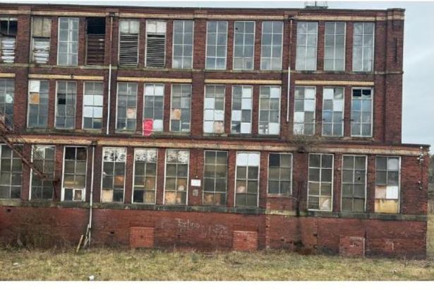 Emergency Imperial Mill repairs to fix roof and windows of historic building