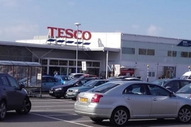 Tesco U-turns on plan to scrap free parking at Lancs store