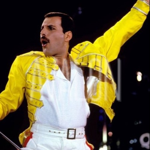 Queen ‘agrees one billion pound deal’ to sell legendary music catalogue