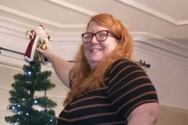 Christmas pudding-loving mum sheds nine stone so she can get in helicopter to dream job