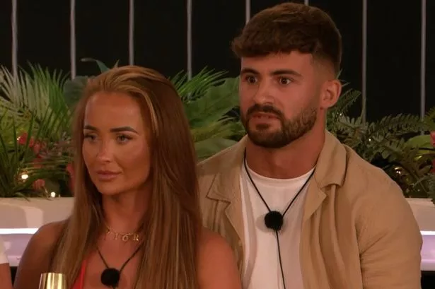 Love Island fans slam ‘fake’ Islander for ‘stirring the pot’ after Harriett and Ciaran’s row