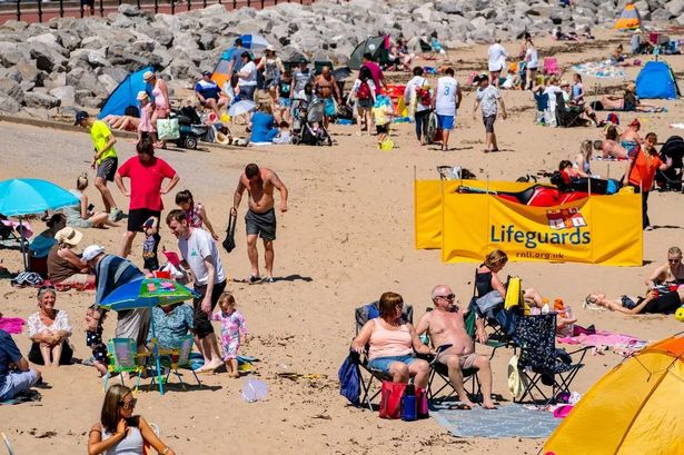 Heatwave alert as Iberian plume to push UK temperatures past 25C within days