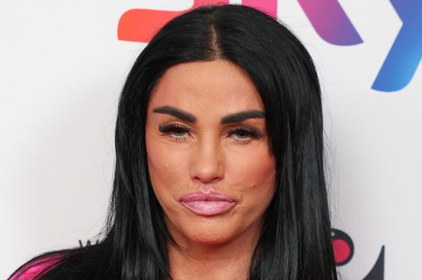 Katie Price in ‘worst agony ever’ after horror injury as she begs fans for help