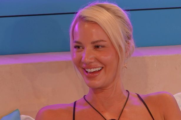 Love Island boys at war tonight – as Grace takes lad to the bedroom