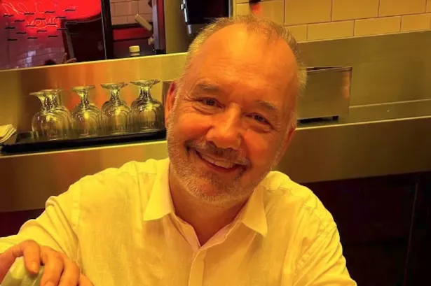 Bob Mortimer ‘victim of online dating scam – despite comedian being happily married for years’