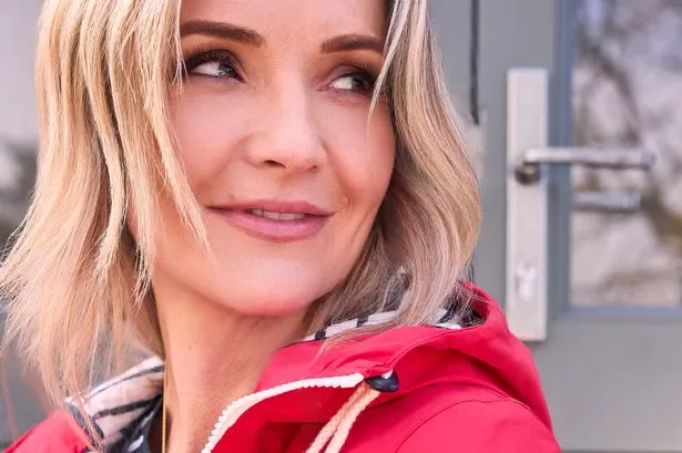 Helen Skelton’s ‘stylish and practical’ waterproof jacket is an essential for unpredictable summer weather