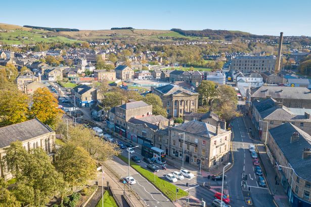 Gang of weapon-carrying youths in balaclavas run riot as police issue warning