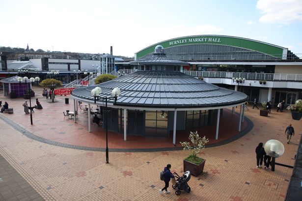 Burnley town centre horror as ‘aggressive’ man seen ‘brandishing scissors’