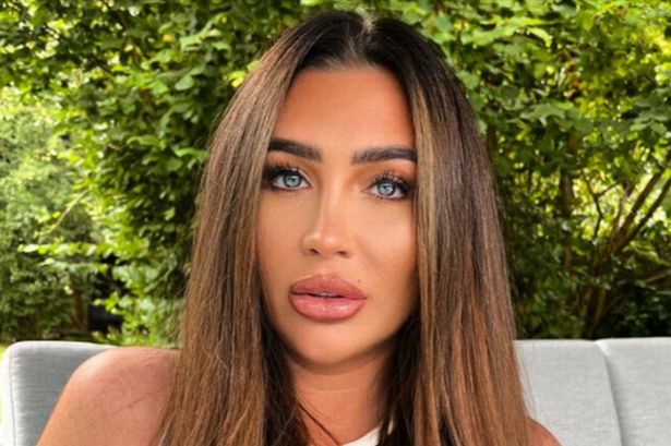 Lauren Goodger ‘scared and in pain’ as she shares snap of agonising hernia