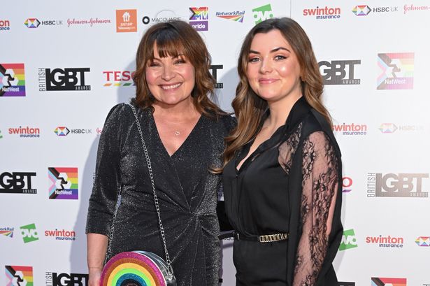 Lorraine Kelly decorates baby’s nursery as daughter Rosie prepares to give birth